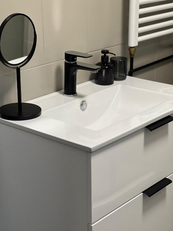 Apartman Opava S Parkovanim Esterno foto