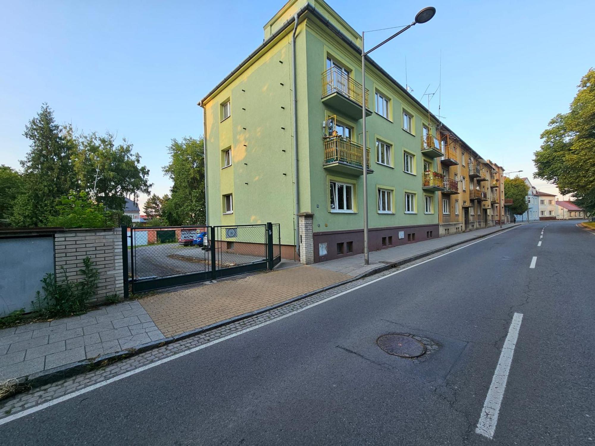 Apartman Opava S Parkovanim Esterno foto