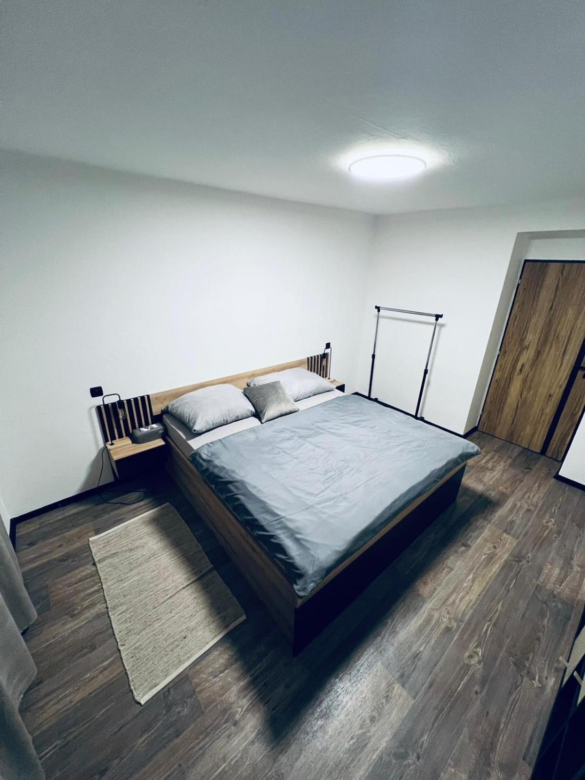 Apartman Opava S Parkovanim Esterno foto